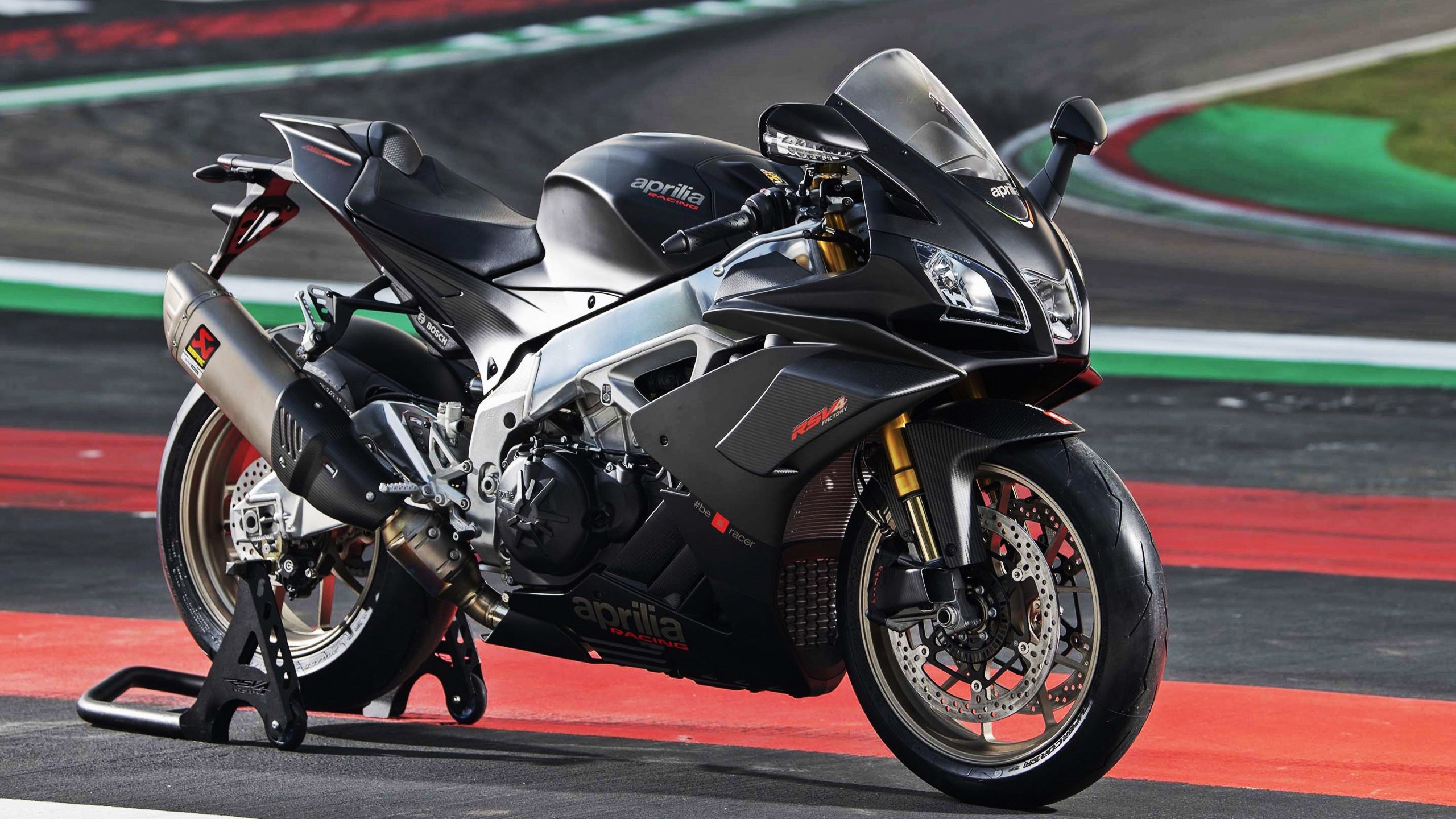 里程碑之夜,乔治刷新队史纪录,步行者军团式胜利碾过独行侠