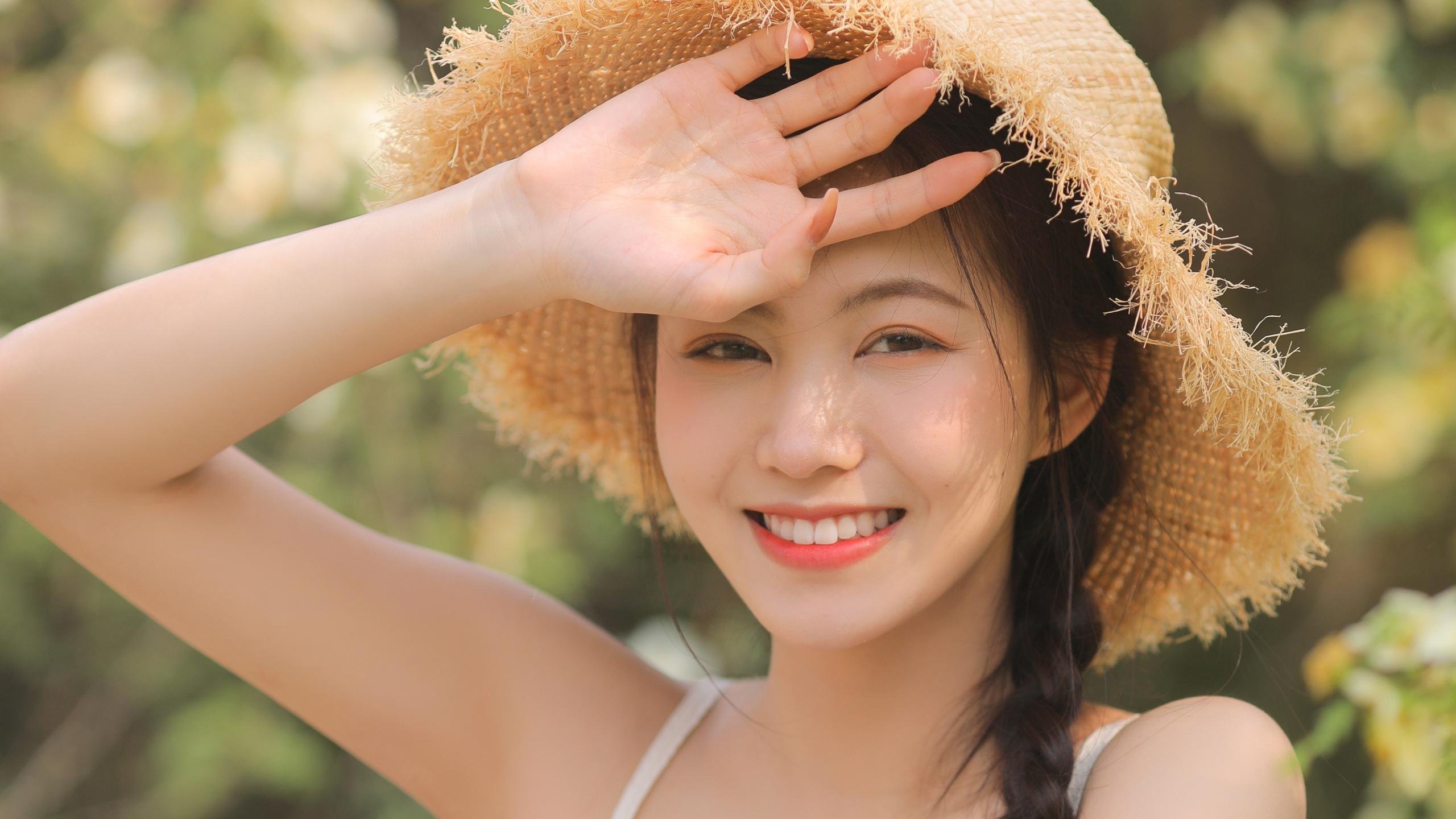 绿茵场上的两种战争,萨拉赫的持久绞杀与新西兰的刹那封喉