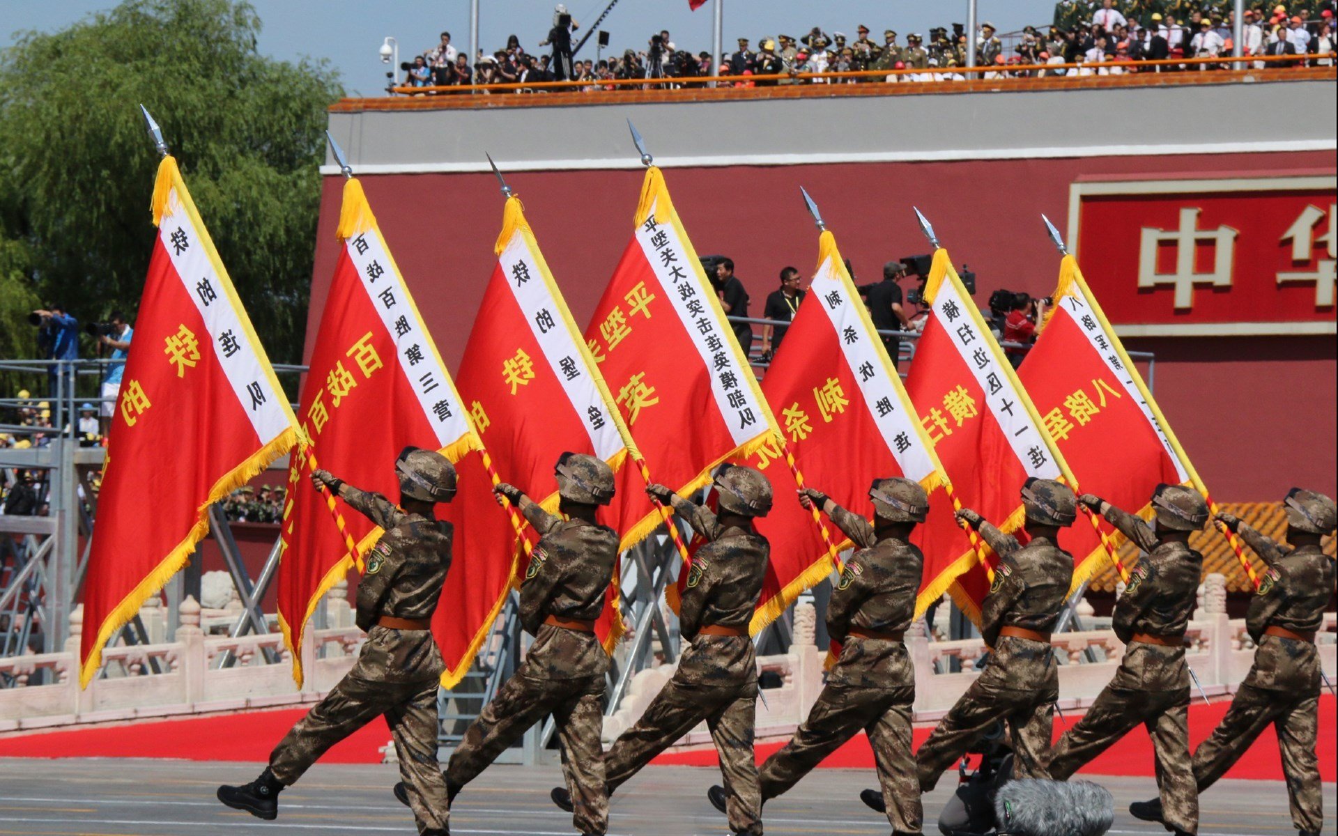 浓眉锁胜局！意甲焦点夜，钢铁防线诠释另类美学