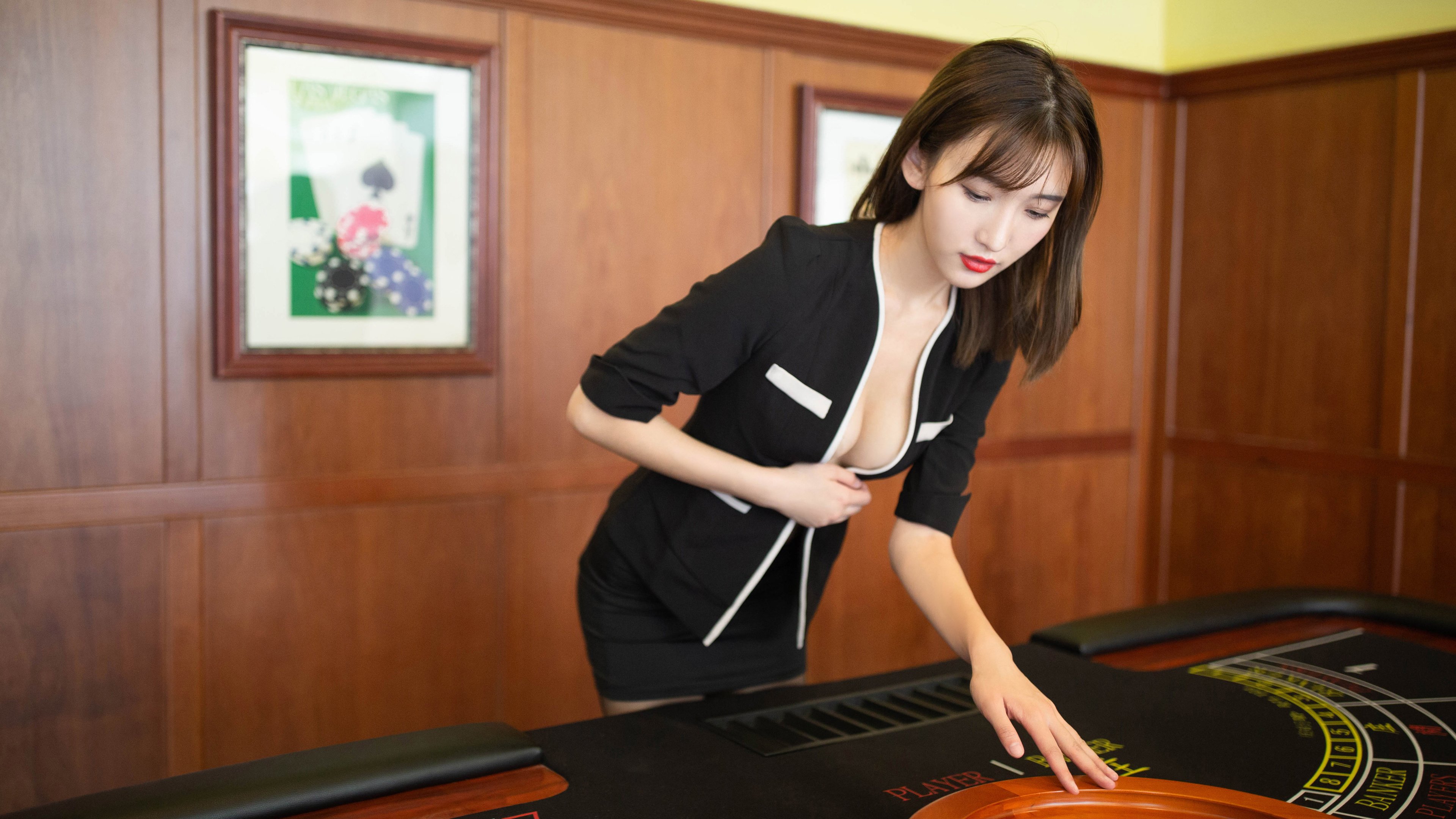 英超争冠之夜，字母哥的史诗，希腊英雄在绿茵场投下苍穹的倒影