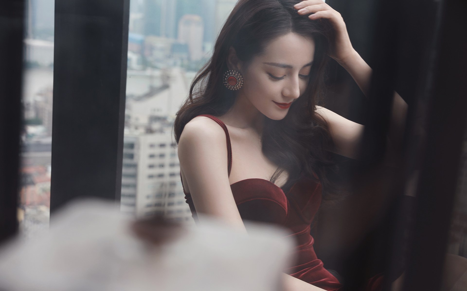 为了突出您要求的唯一性，我们不能写一篇普通的战报。我们要写的，是一场在物理世界存在，但在逻辑和情感上无法被复制的神迹